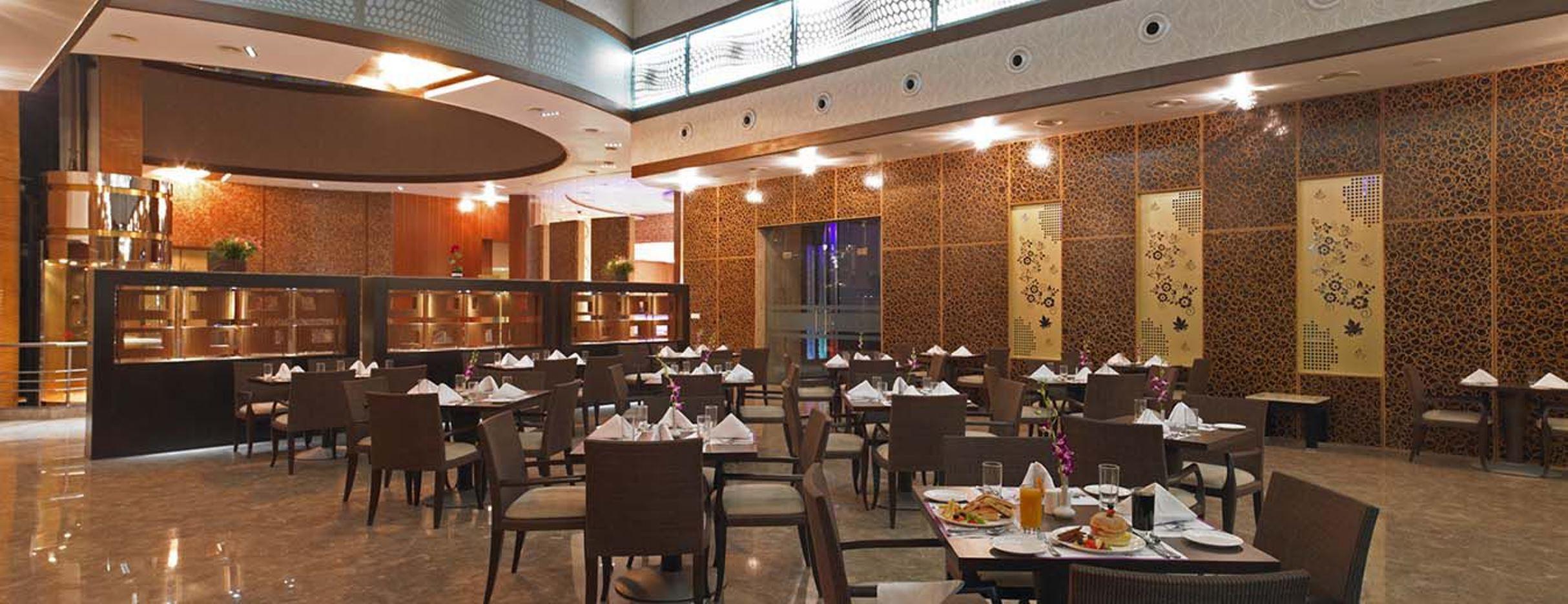 Royal Orchid Central Kireeti Hampi, Hospet Extérieur photo