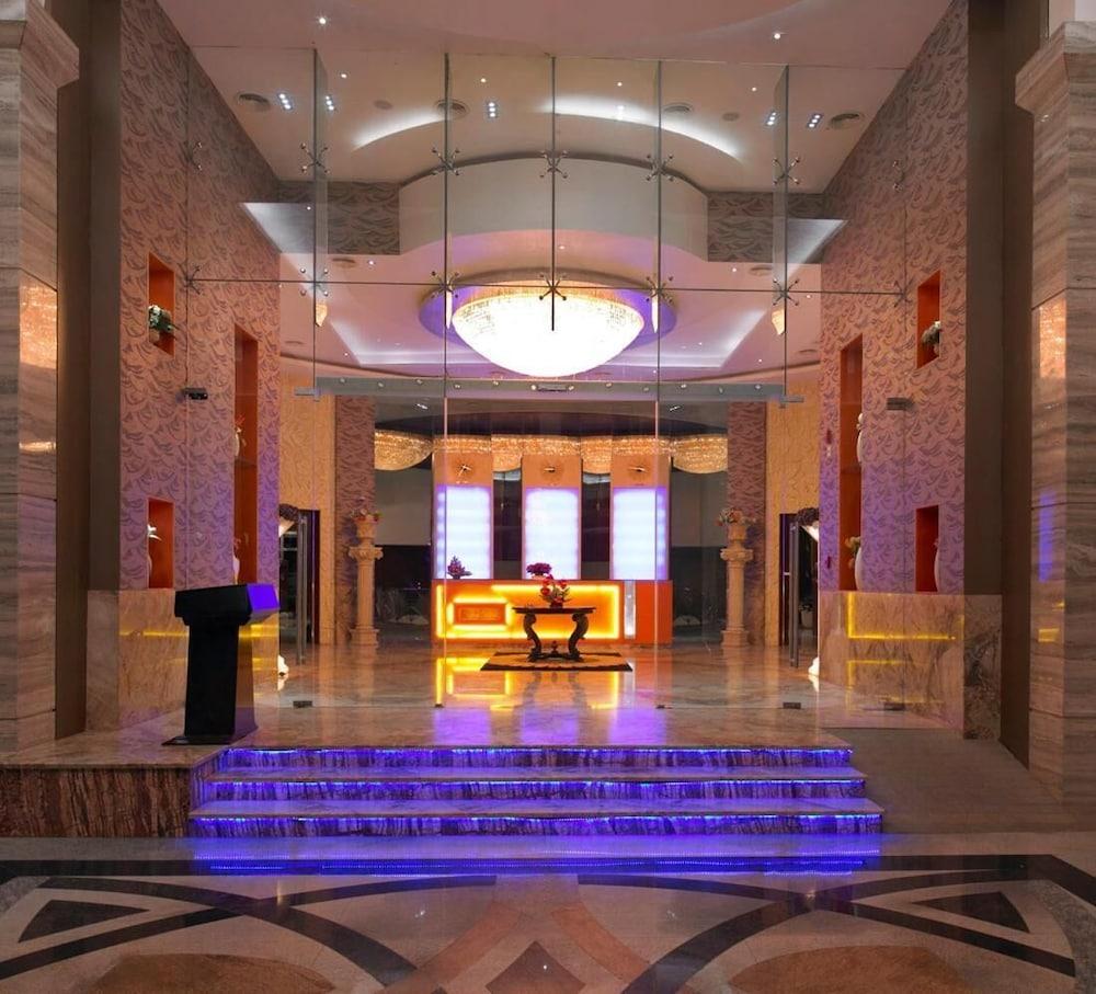 Royal Orchid Central Kireeti Hampi, Hospet Extérieur photo